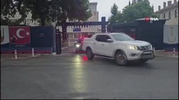 Kan donduran cinayet! Altınlarını bozdururken kameraya yakalandı...