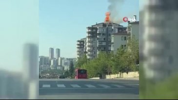 12 katlı binanın en üst katında yangın!