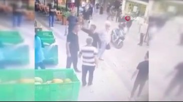 Zincir markette şiddet: Eski sevgilisine saldırdı, araya gireni bıçakladı