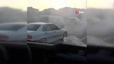 Görüntüler Bursa'dan! Yol kapatıp, lastik yaktılar
