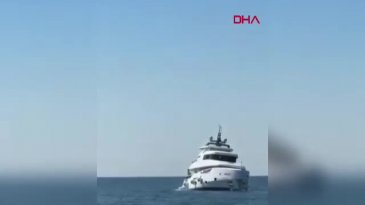 Sahibine 15 dakika önce teslim edilen yat battı! O anlar kamerada...