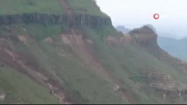 Dünya bu felaketi konuşuyor! Heyelan koca köyü yuttu, 1000'den fazla ölü var...