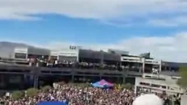 Ülke şokta! Trump'ın müttefiki konuşma yaparken vurularak öldürüldü!