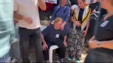 Bursa'da çok acı veda! Gözyaşları sel oldu, tabutunu kadınlar taşıdı...