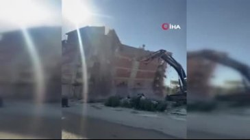 6 katlı bina yıkımında az daha facia yaşanıyordu!