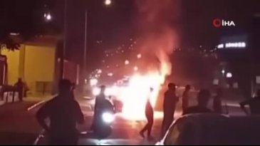 Bursa'da araç bir anda alev aldı! Korkutan dakikalar...