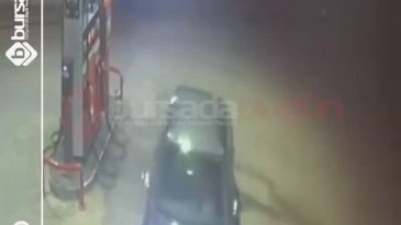 Bursa'da akaryakıt istasyonunda panik anları! Can havliyle koştu...