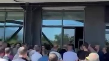 Bursa'da Atış Yapı önünde gerginlik!