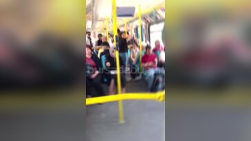 Bursa metrosunda medeniyet tartışması! "Nerede yaşıyorsun sen"