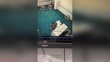 Yurtta kan donduran görüntüler! Küçük çocuğun kabusu dakikalarca sürdü