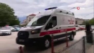 Bursa'da aile faciası! Sokakta karşılaştığı eniştesini defalarca bıçakladı
