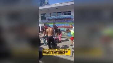 Dehşete düşüren görüntü! Sokaklar adeta yaşayan ölülerle doldu
