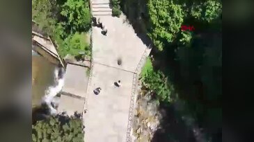 Dışarısı kavuruyor, içerisi 15 derece! Bursalılar oraya akın ediyor...