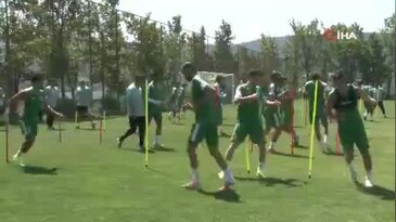 Bursaspor Teknik Direktörü Mustafa Er'den transfer açıklaması! "Hedefimiz Süper Lig"