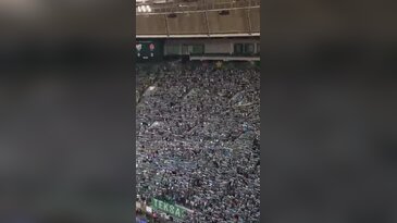 Bursaspor taraftarı stadı doldurdu!