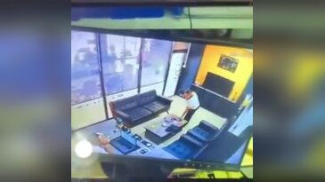 Emlak ofisinde iki kişinin öldüğü dehşet anları kamerada!