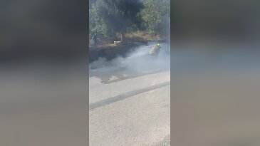 Bursa'da park halindeki otomobil alevlere teslim oldu!
