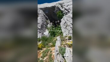 Uludağ'ın en ürkütücü noktasına girdi! İçeride karşılaştıkları şaşırttı