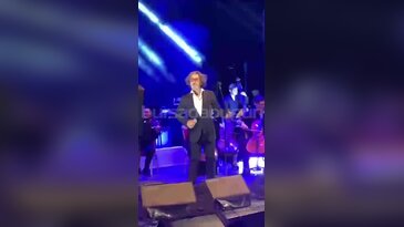 Fettah Can'dan Bursa'da unutulmaz gece! Binlerce kişi şarkılara eşlik etti ...