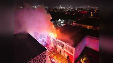 Bursa'da iş yerini alevler sardı! İtfaiye ekiplerinin müdahalesi sürüyor...
