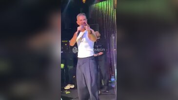 Mehmet Çevik Bursa'da Cuma gecesine damga vurdu!