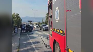 Bursa'da yürekleri ağza getiren an! Otomobil bir anda alev aldı