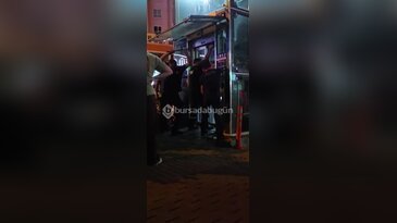 Bursa'da metro asansöründe kabus dolu anlar! Ekipler seferber oldu, kırılarak açıldı