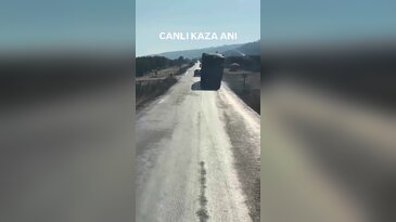 İznik-Mekece yolunda zincirleme kaza! Savruldu...