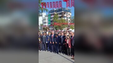 Bursalılar Heykel'de buluştu! 30 Ağustos'ta duygu dolu anlar