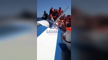 Alabora olan gemiden dehşet verici görüntüler! Batıyoruz...