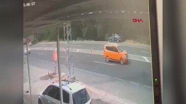 Aracından indi, birkaç saniye sonra canından oldu!