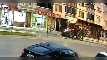 Bursa'da tarım işçilerini taşıyan araç kaza yaptı! 10 kişi yaralandı