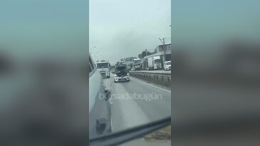 Bursa'da akıllara durgunluk veren görüntü! Seyir halinde tamir etti...