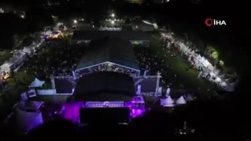 Bursa Gastronomi Festivali'nde akşam yoğunluğu! Yöresel lezzetler için uzun kuyruklar oluştu