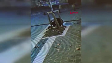 Vitrini görünmüyor diye bunu yaptı! Her şey saniye saniye kaydedildi