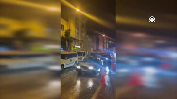 Bursa'da bin polisle dev uygulama: Araçlar ve iş yerleri tek tek denetlendi
