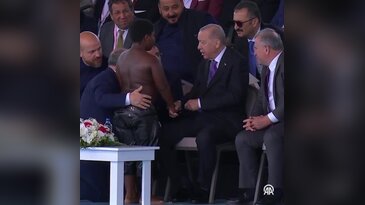 'Yağlı Güreş Cumhurbaşkanlığı Kupası' törenine damga vurdu!