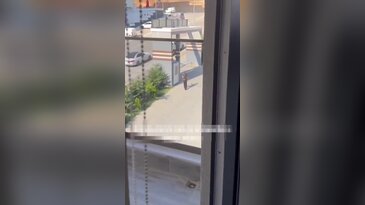 Komşuları, erkek arkadaşıyla buluşan genç kızı gizlice kayda alıp...
