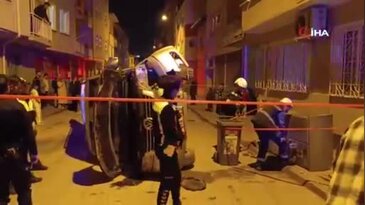 Bursa'da kontrolden çıkan minibüs devrildi! Sürücü olay yerinden kaçtı