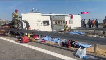 Katliam gibi kaza! Otobüs ve tır çarpıştı, çok sayıda can kaybı var...