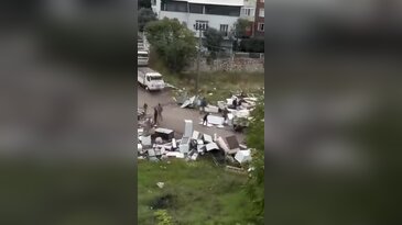 Bursa'da mahalle sakinlerini isyan ettiren görüntüler! Önlem bekliyorlar