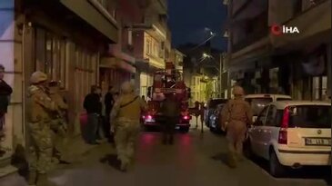 Bursa'da gece yarısı rehine krizi! Mahalle ablukaya alındı...Devreye özel harekat girdi