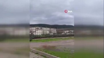 Bursa'da fırtına öyle bir vurdu ki ortaya bu manzara çıktı! Paramparça oldu