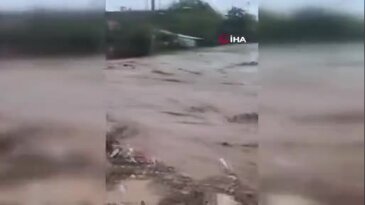 Bursa taşkın: BUSKİ ve belediye ekipleri sahada