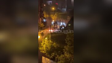 Bursa'da kaza yapan motosiklet alev topuna döndü!