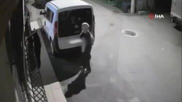 Bursa'da ilginç hırsızlık! Pazardan seçer gibi aldı...