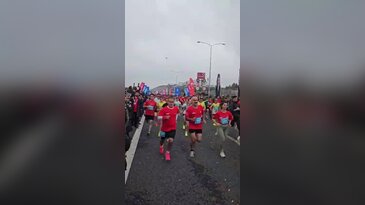 Osmangazi Köprüsü'nde Cumhuriyet için koştular