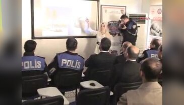 Polise Kürtçe ve Arapça kursu