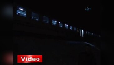 İki tren kafa kafaya girdi!