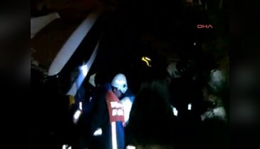 Halk otobüsü göle uçtu